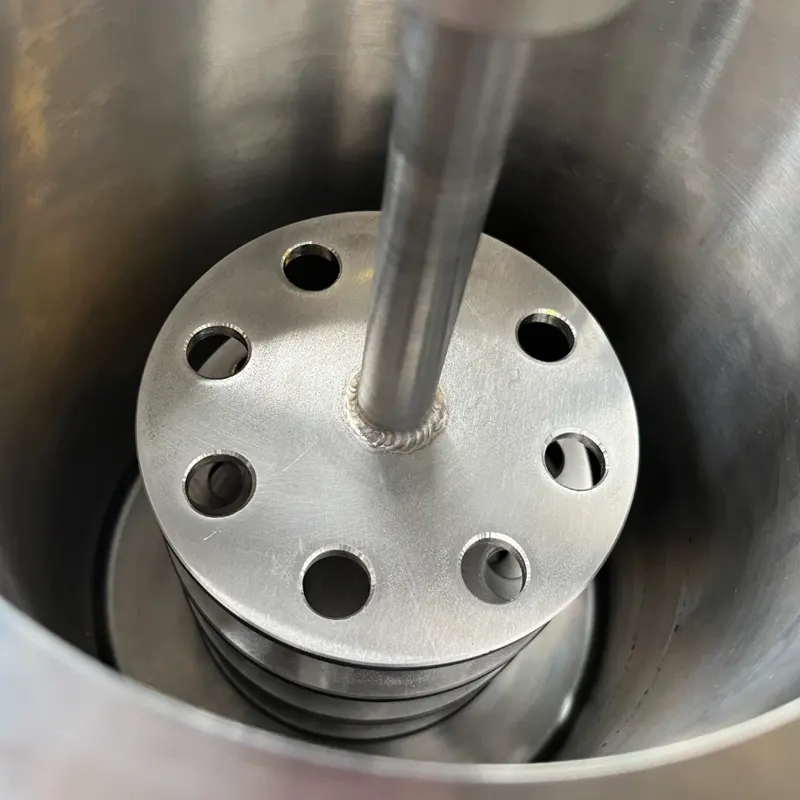 Laboratory sand grinder
