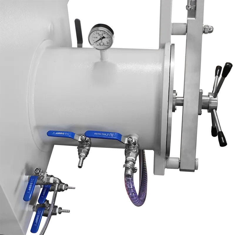 Stainless steel vacuum glove box